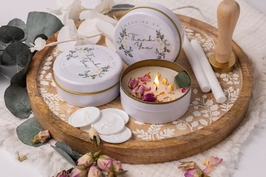 Candle top keywords on Etsy