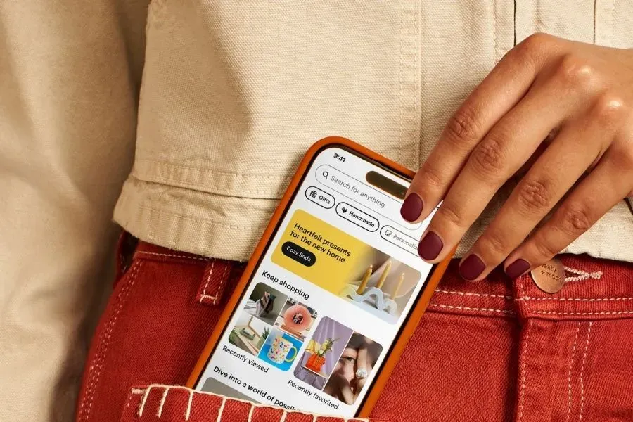 Keep your Etsy store fresh with trending products